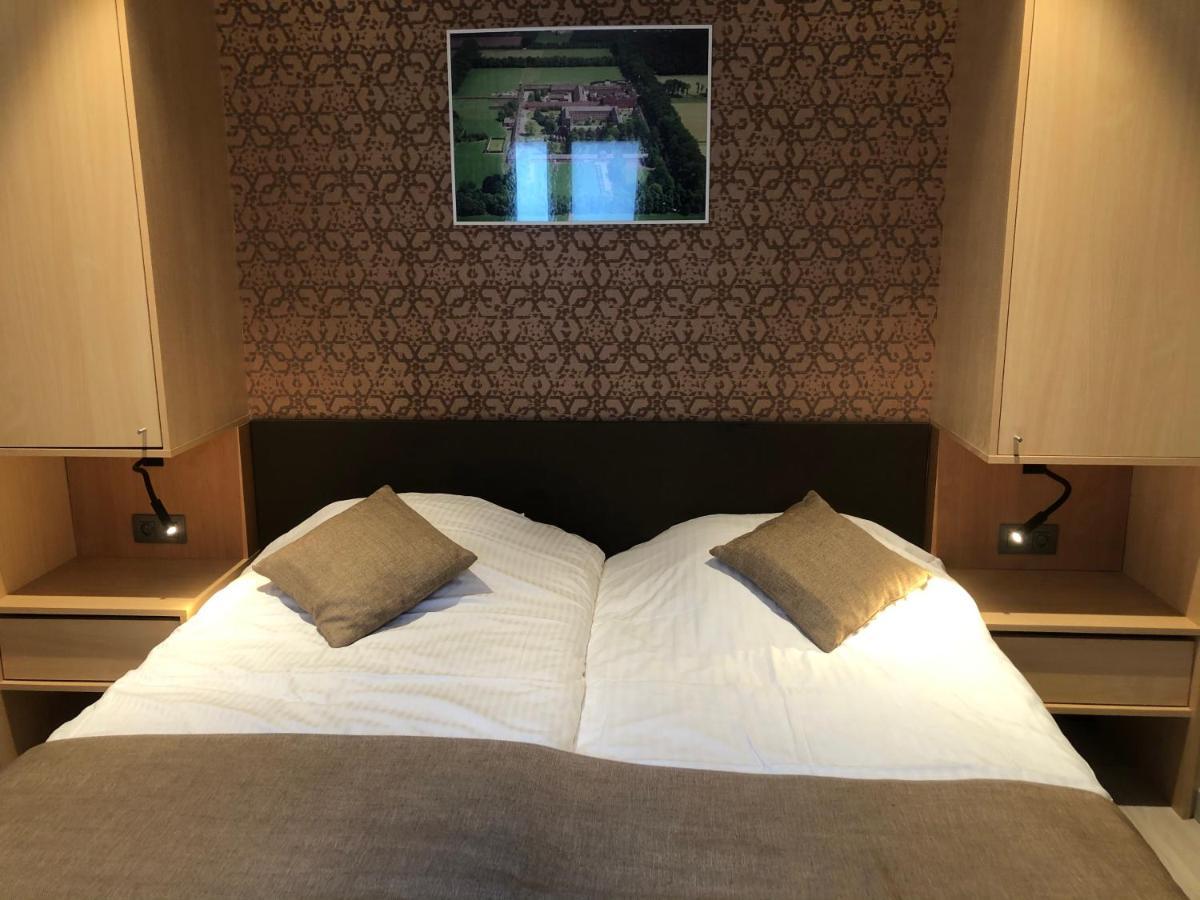 Hotel Duivels Paterke Harelbeeksestraat 29, 8500 Kortrijk Exteriör bild