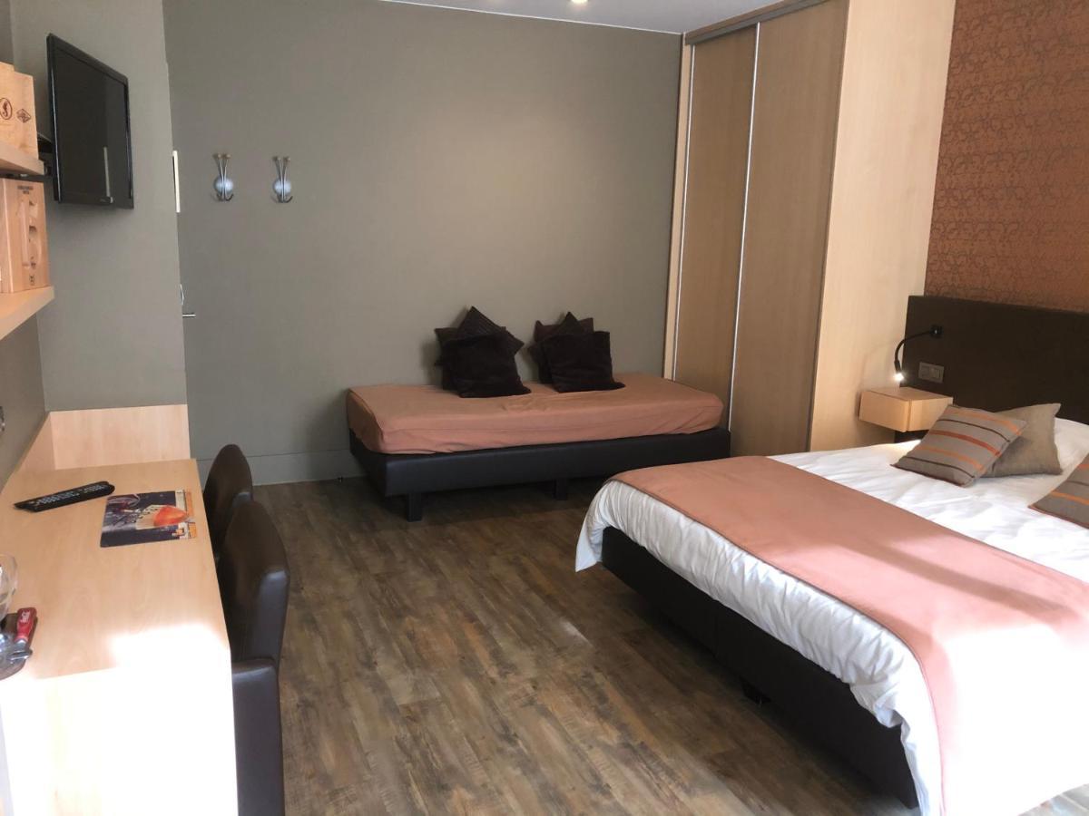Hotel Duivels Paterke Harelbeeksestraat 29, 8500 Kortrijk Exteriör bild