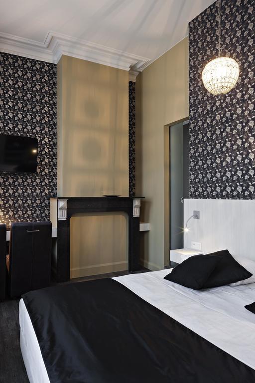 Hotel Duivels Paterke Harelbeeksestraat 29, 8500 Kortrijk Exteriör bild