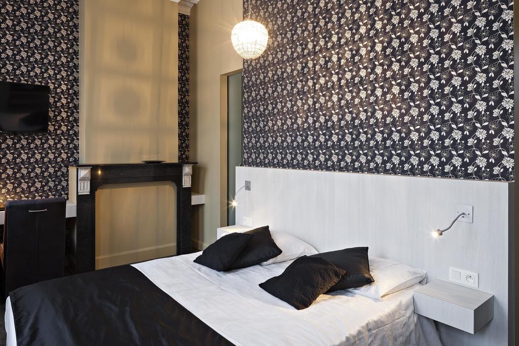 Hotel Duivels Paterke Harelbeeksestraat 29, 8500 Kortrijk Exteriör bild