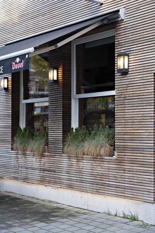 Hotel Duivels Paterke Harelbeeksestraat 29, 8500 Kortrijk Exteriör bild